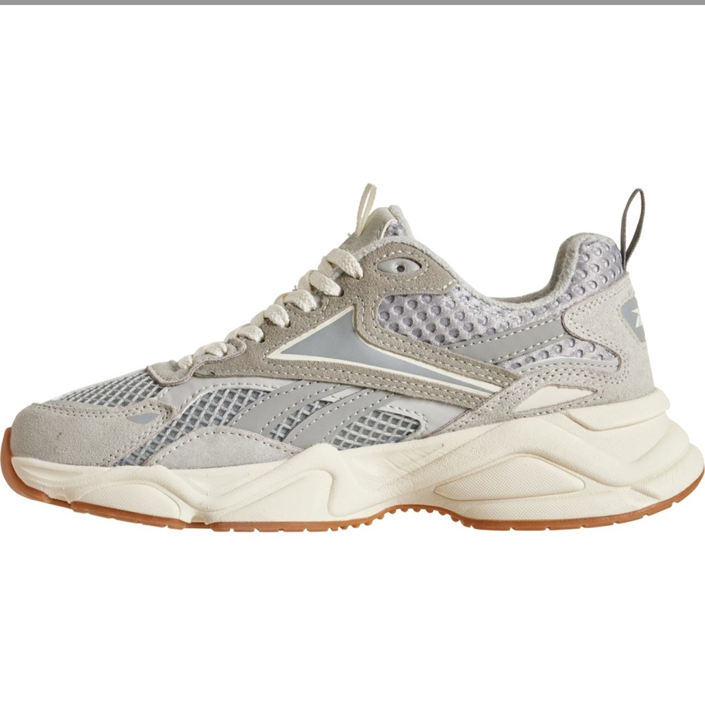 Reebok Charge Sneakers (new) - Picture 4 of 7